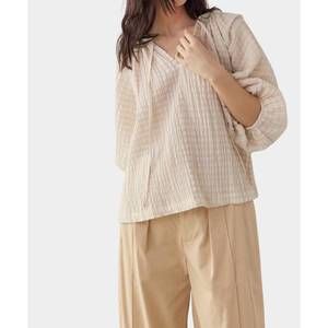 NEW AMENTE textured peasant blouse in natural